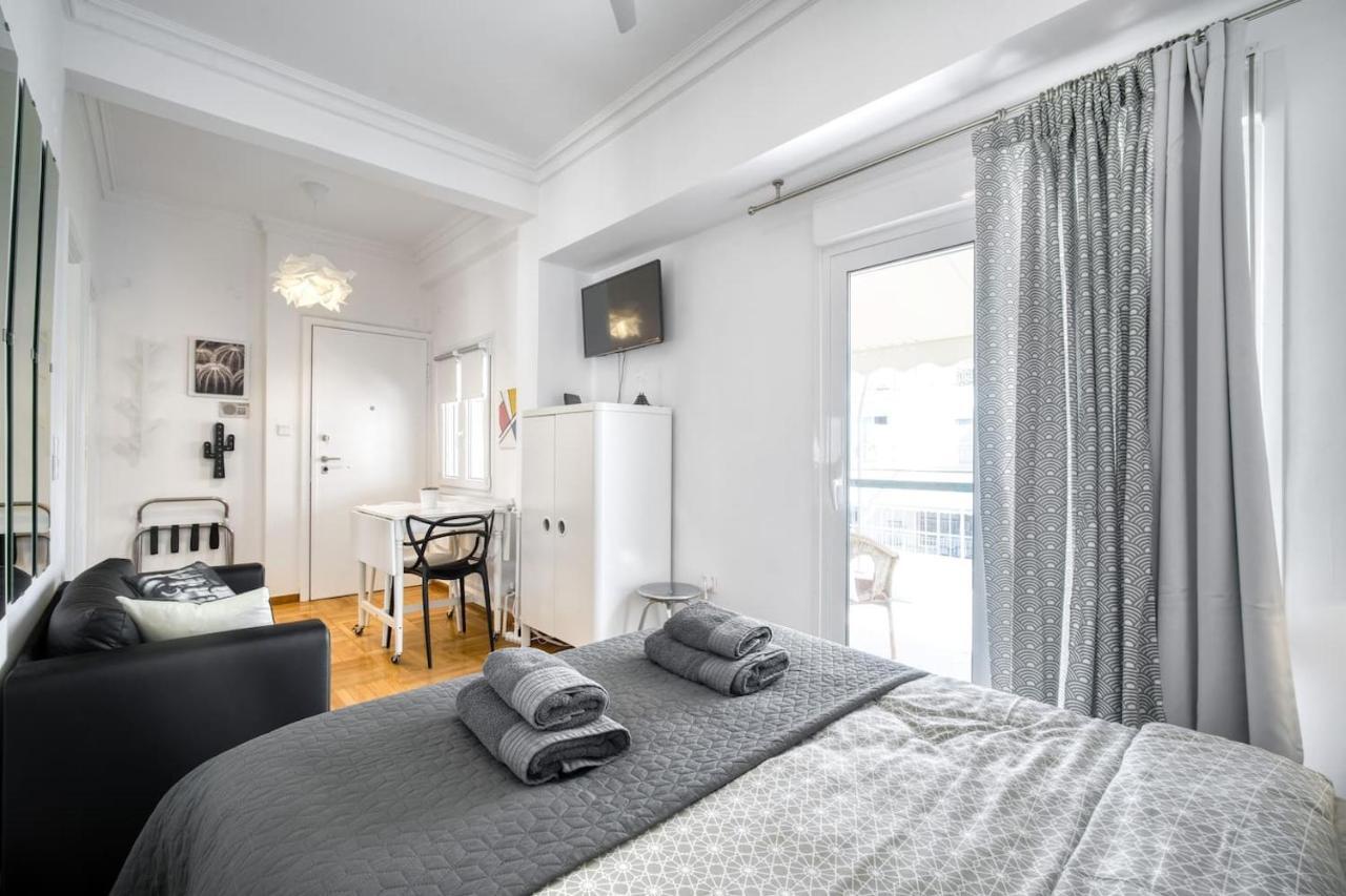 The Cactus Apartment With Large Sunny Balcony Athena Bagian luar foto