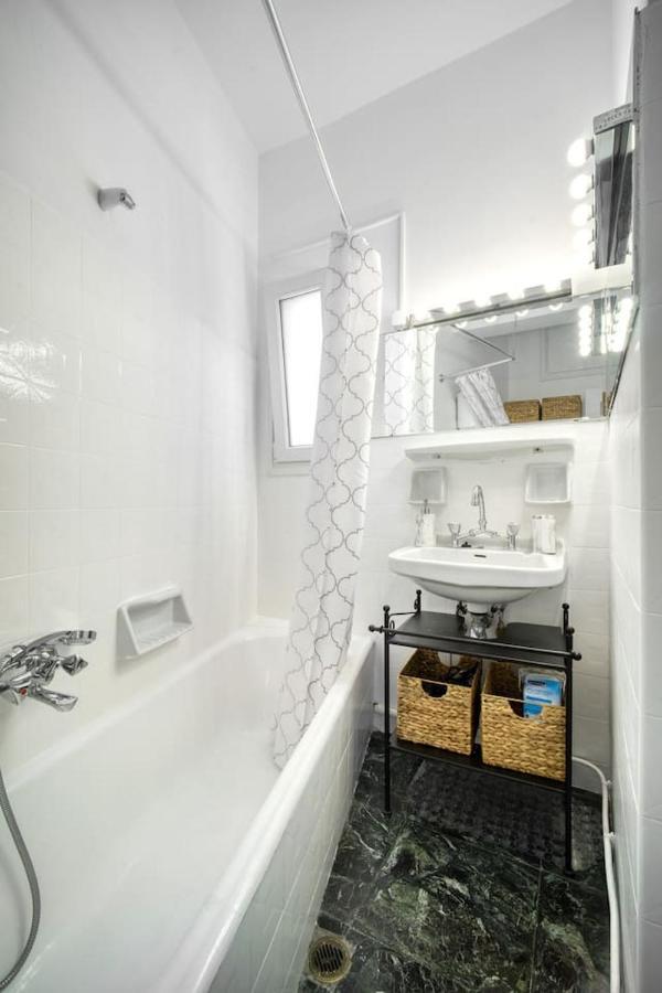 The Cactus Apartment With Large Sunny Balcony Athena Bagian luar foto