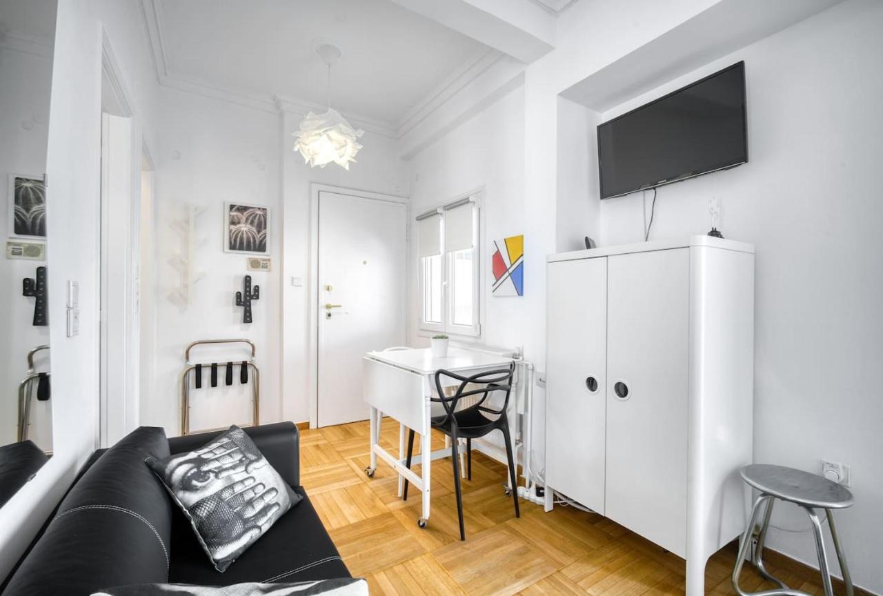 The Cactus Apartment With Large Sunny Balcony Athena Bagian luar foto